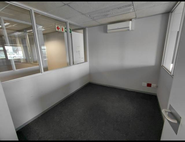 494M² OFFICE TO LET IN RANDJESPARK